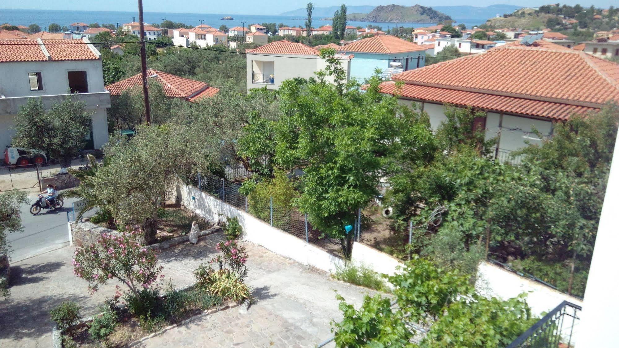 אפרטהוטל אנאקסוס Anessis Cosmos מראה חיצוני תמונה